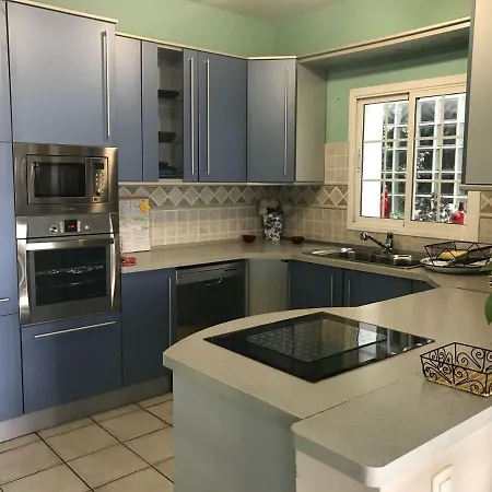 Villa Breda - 5 Mins From The Beach *