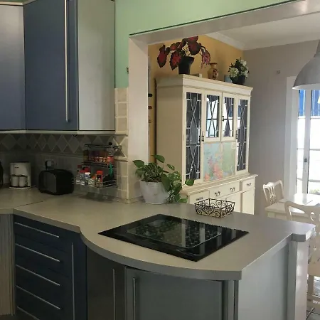 Breda - 5 Mins From The Beach Villa