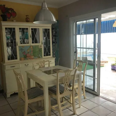 Breda - 5 Mins From The Beach Villa